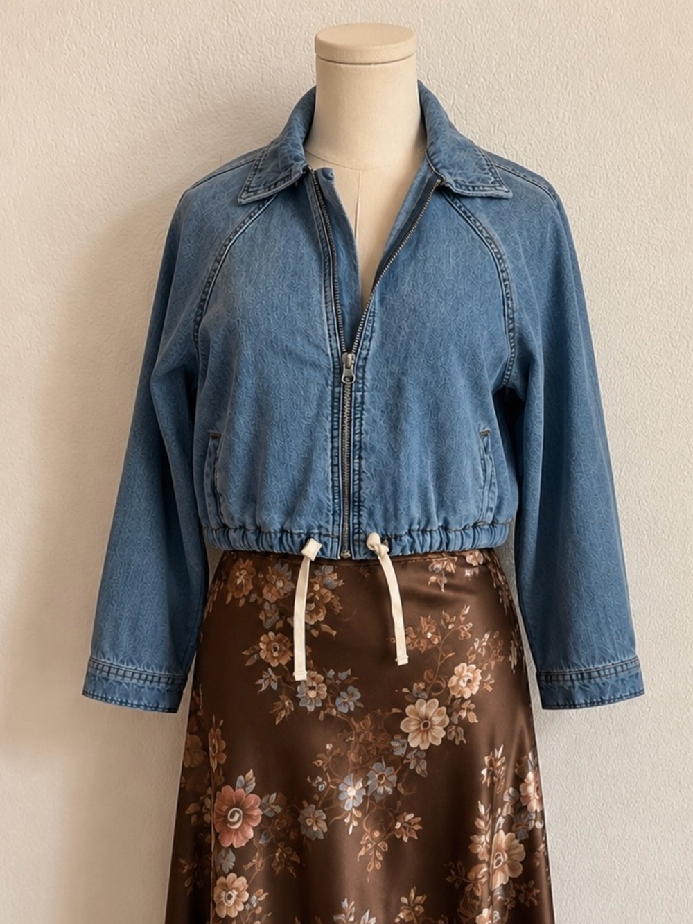 Cropped Light Blue Denim Zip-Front Jacket
